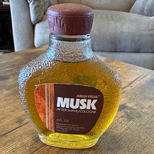 Vintage Aqua Velva Musk After Shave/Cologne 4oz.